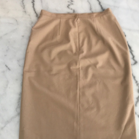 Vintage Pencil Skirt - Picture 3 of 8